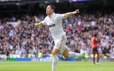 天行体育热评-不只是射手更是团队球员